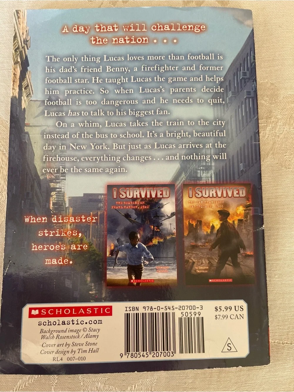 Lauren Tarshis I Survived Book Lot 4 Books Graphic Novel Titanic,9/11,Grizzlies